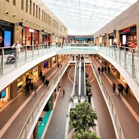 Rive Gauche F Centre - Gare - Aeroport *